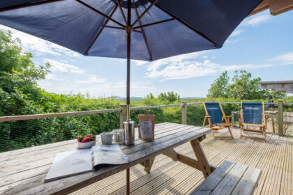 Toms Eco Lodge Cabin Exterior lr