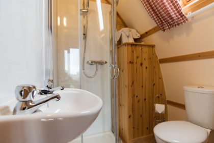 Toms Eco Lodge Eco Pod interior