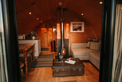 Toms Eco Lodge Tapnell Farm Modulog looking in