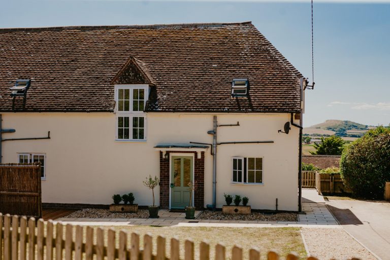 Dairymans Cottage Tapnell Farm outside