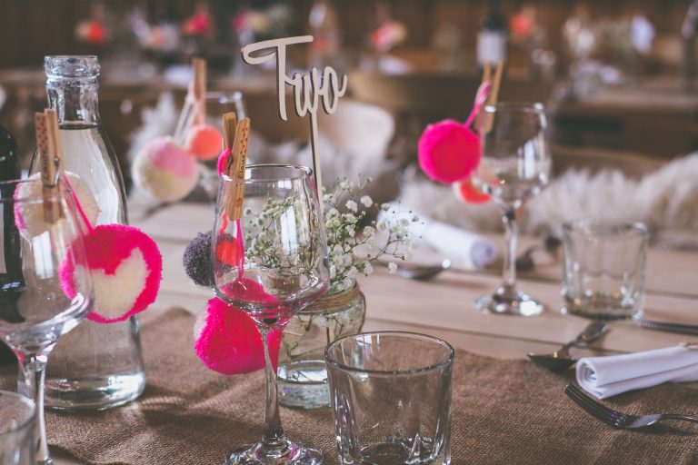 The Cow wedding YS setting